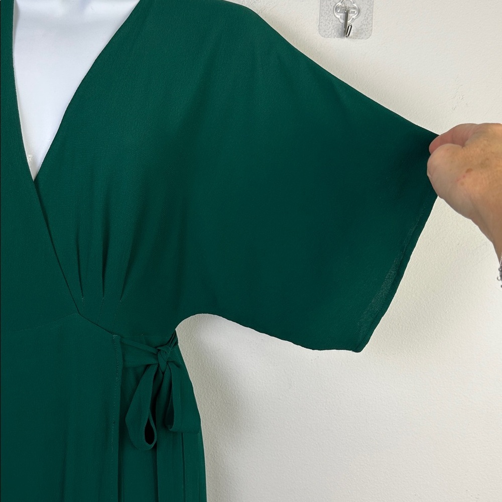 Reformation Winslow Short Sleeve Wrap Dress in Emerald Green Small Whimsical USA - Picture 6 of 16